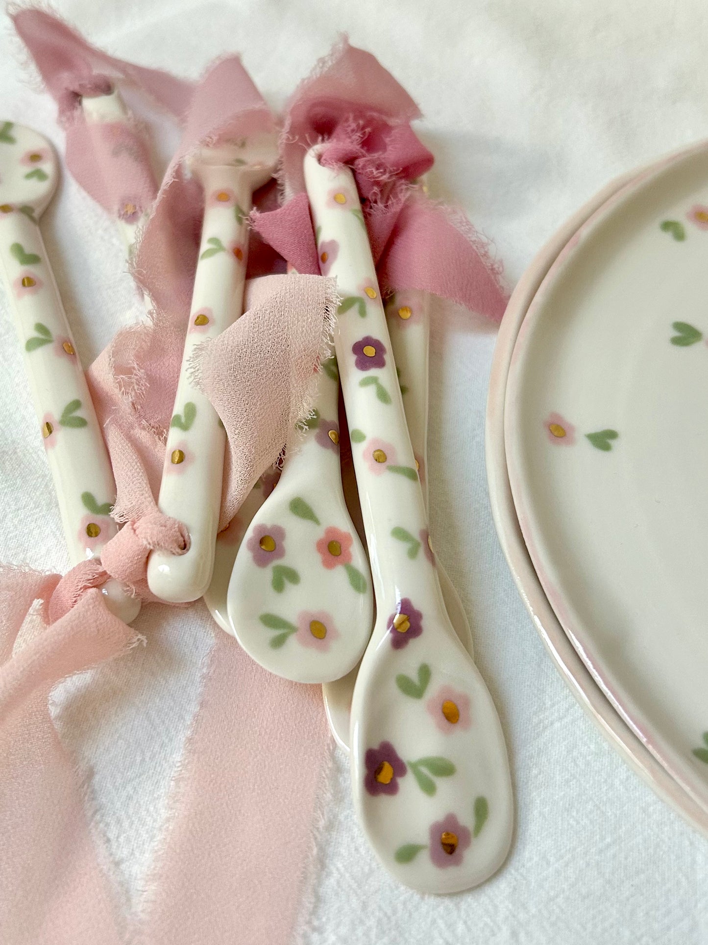 Petite Cuillère en Porcelaine